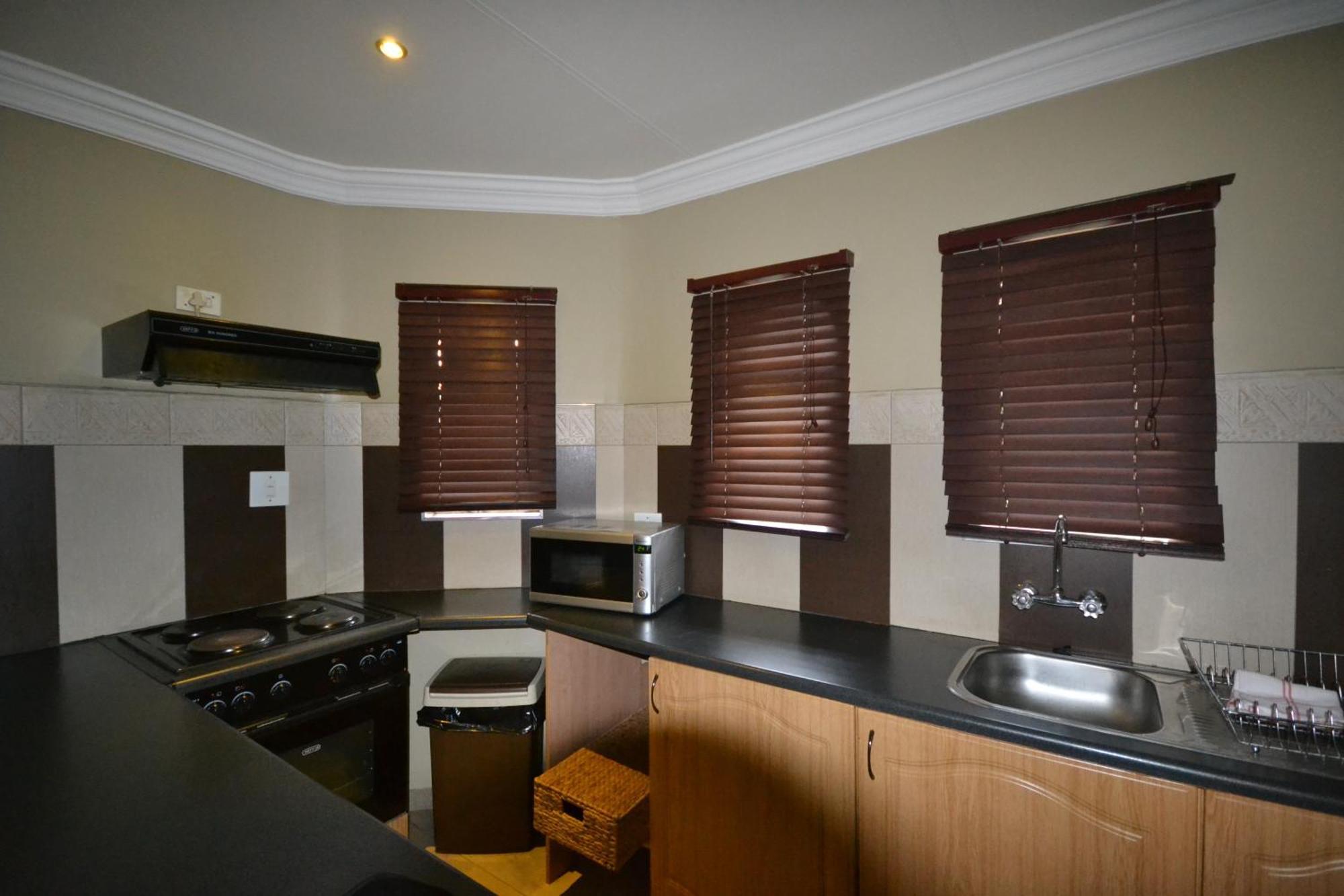 Accommodation At Vans No Loadshedding Centurion Eksteriør billede