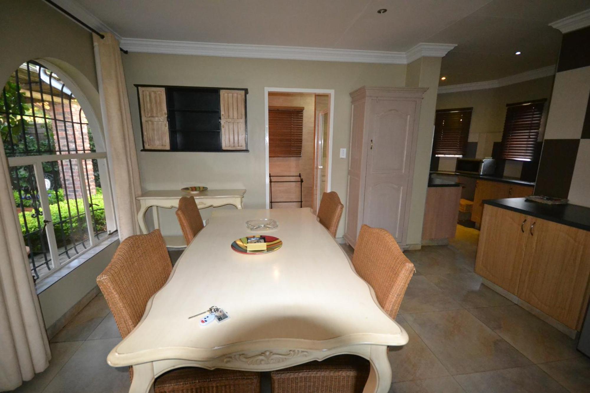 Accommodation At Vans No Loadshedding Centurion Eksteriør billede