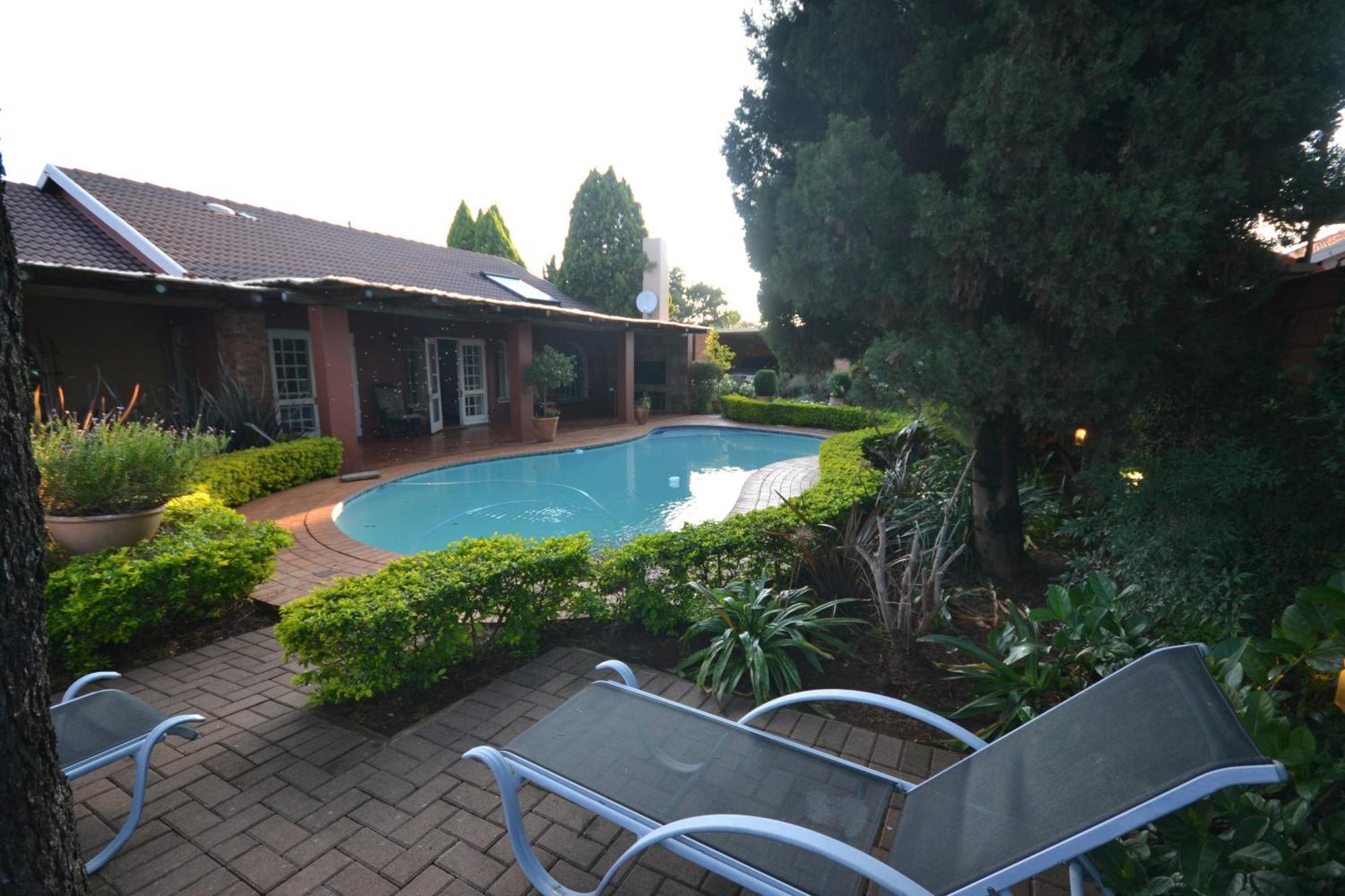 Accommodation At Vans No Loadshedding Centurion Eksteriør billede