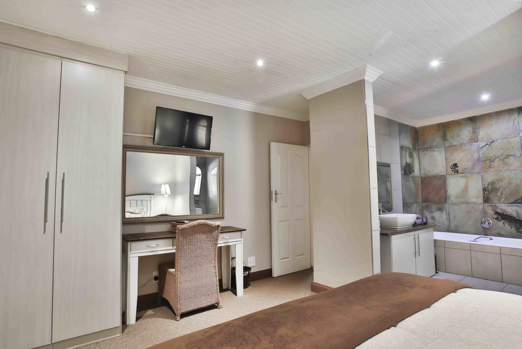 Accommodation At Vans No Loadshedding Centurion Eksteriør billede